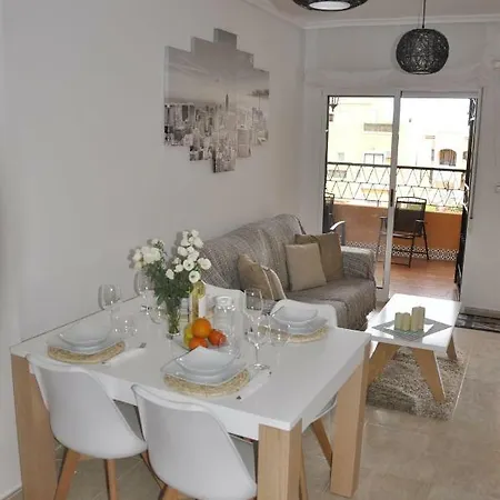 Sunny Hill Apartman *