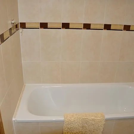 Sunny Hill Apartman *