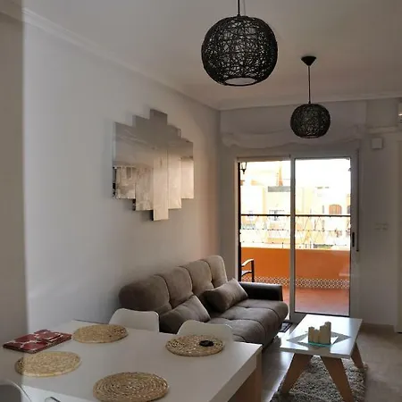 Sunny Hill Apartment *
